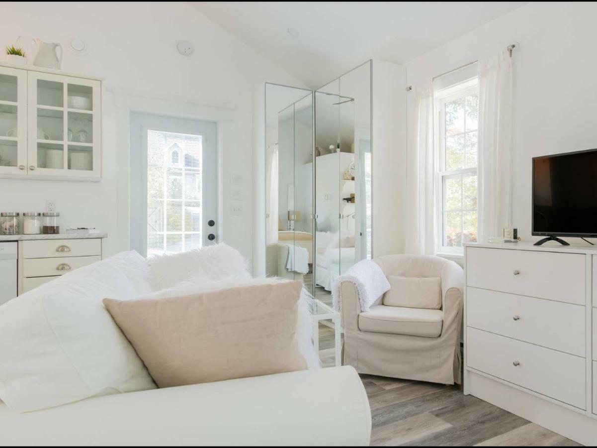Mahone Bay Hide-Away Apartment Luaran gambar